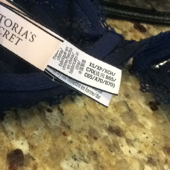 VICTORIA'S SECRET DREAM ANGELS UNDER WIRE LACE BRA - Picture 7 of 8